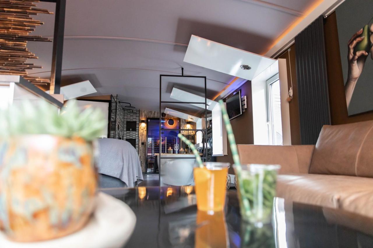 Wellnessboat De Michiel De Ruyter Hotel Groningen Ngoại thất bức ảnh